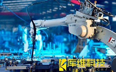 從手動(dòng)到自動(dòng):焊接設(shè)備的演變歷程